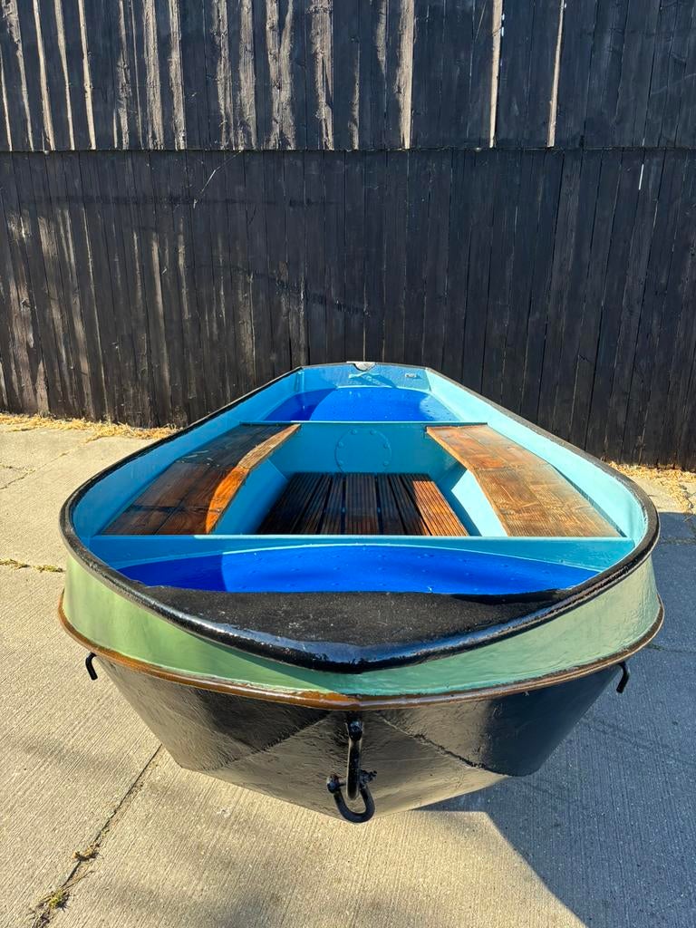 Stalen vlet/ grachtenboot / beenhakker, Ophalen, Gebruikt, Staal