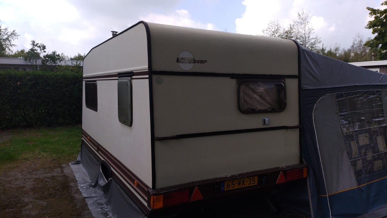 Compacte en complete caravan met voortent, Overige merken, Standaardzit, Luifel, 750 - 1000 kg