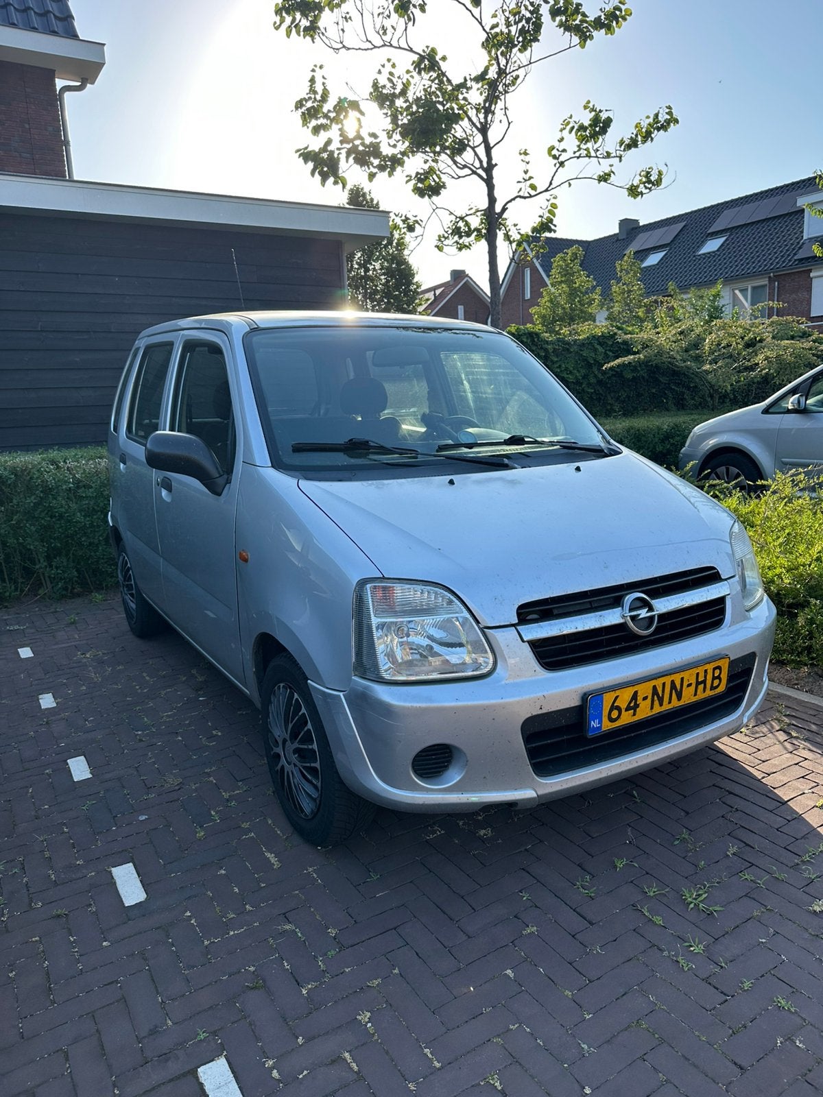 Opel Agila 1.0 2004 Grijs, Auto's, Voorwielaandrijving, Stof, Origineel Nederlands, Handgeschakeld