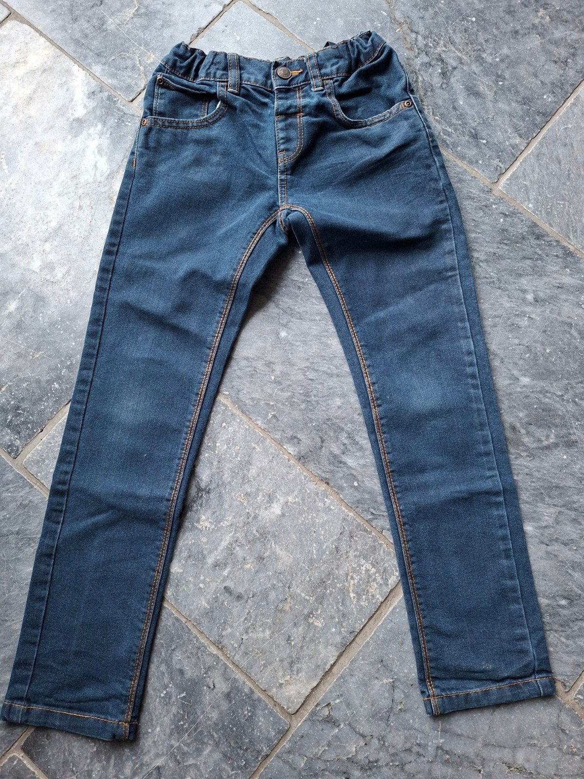Comfortabele spijkerbroek voor kinderen - Maat 134, Ophalen of Verzenden, Gebruikt, Onbekend, Jongen of Meisje