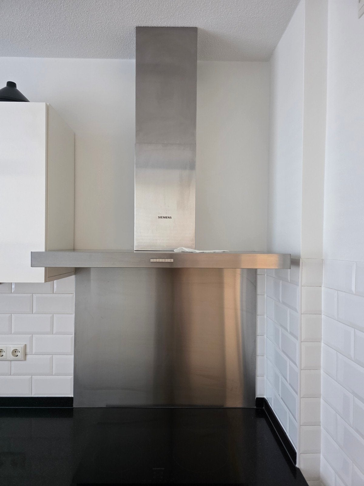 Siemens afzuigkap 90x50 met 3 standen en verlichting, Ophalen, Gebruikt, Wandschouwkap, Motor