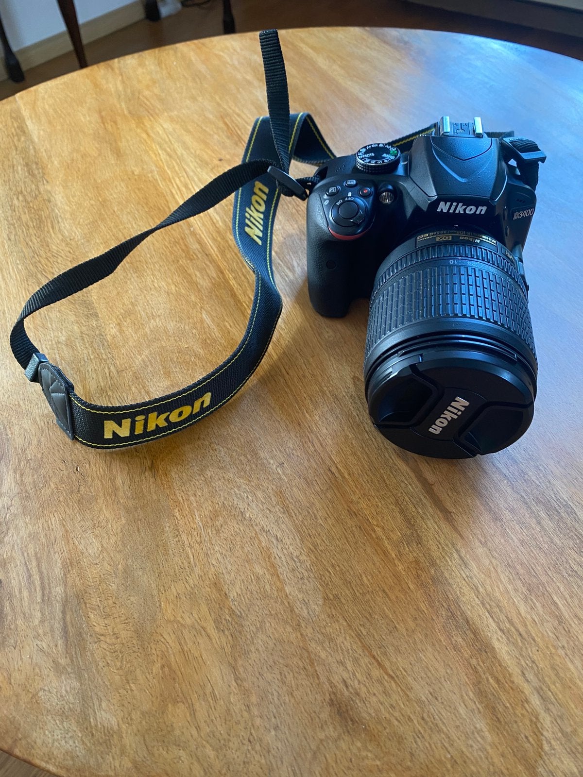 Supercomplete Nikon D3400 Set + 18-105mm & 70-300mm Telelens, Audio, Tv en Foto, Fotocamera's Digitaal, Ophalen, Beeldstabilisatie