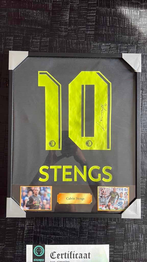 Gesigneerd Feyenoord shirt Calvin Stengs ingelijst, Ophalen of Verzenden, Zo goed als nieuw, Feyenoord, Shirt