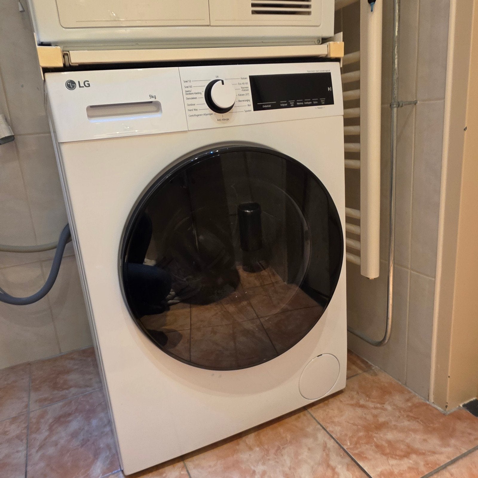 LG Wasmachine 9kg - Zo goed als nieuw, Witgoed en Apparatuur, Ophalen, 1200 tot 1600 toeren, 8 tot 10 kg, Zo goed als nieuw