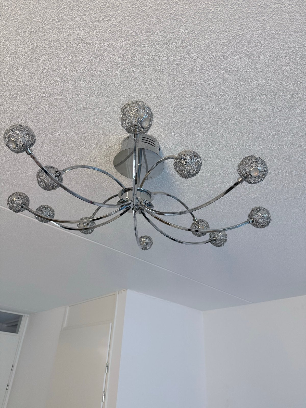 Moderne plafondlamp met 12 lichtpunten, Huis en Inrichting, Ophalen of Verzenden, Zo goed als nieuw, Metaal