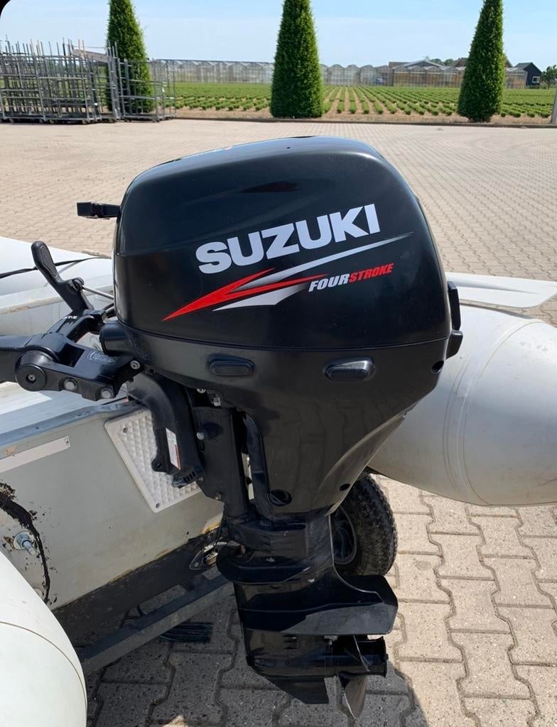 Suzuki 9.9 PK 4-takt buitenboordmotor -, Ophalen, Zo goed als nieuw