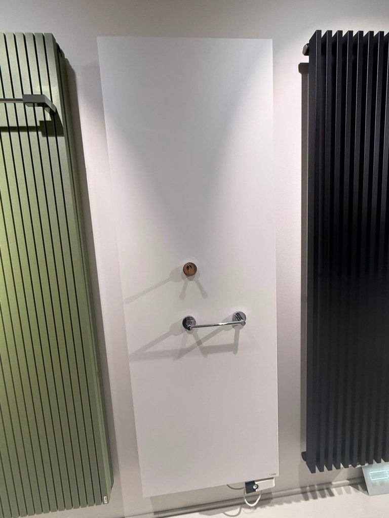 Vasco Designradiator Wit 62x182cm incl. Handdoekbeugel, Doe-het-zelf en Verbouw, Verwarming en Radiatoren, Ophalen, Minder dan 60 cm