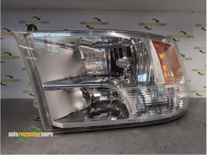 Koplamp links van een Dodge RAM, Gebruikt, -, -, -