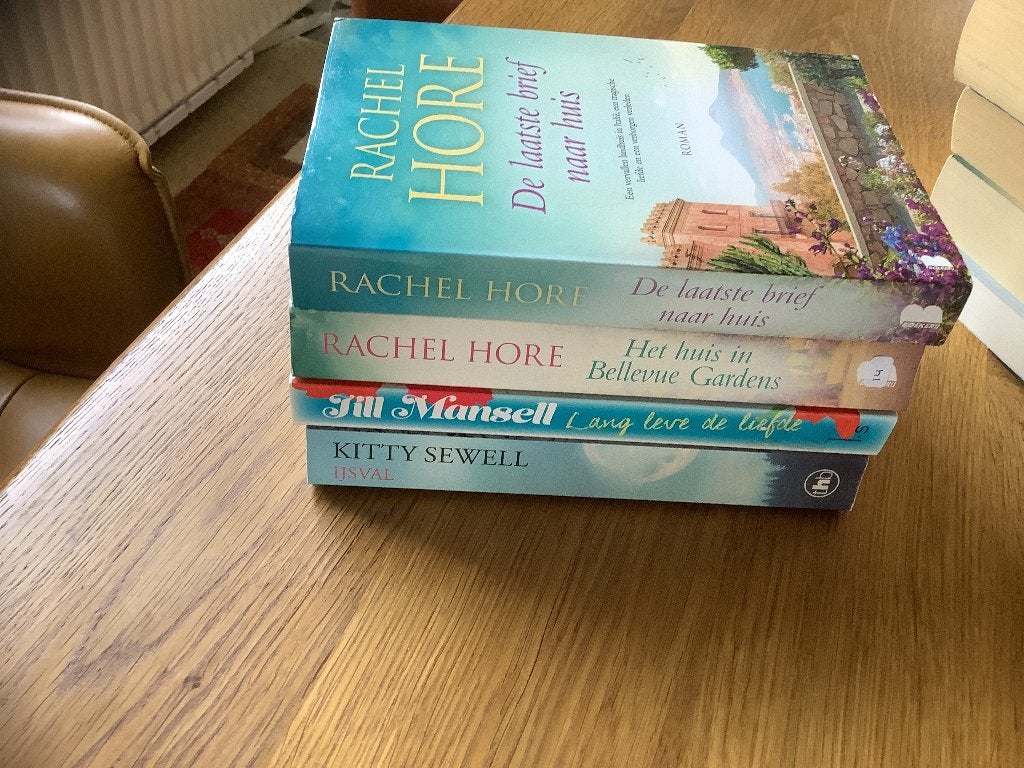 Diverse boeken: thrillers, romans en meer, Ophalen of Verzenden, Gelezen, Diverse auteurs