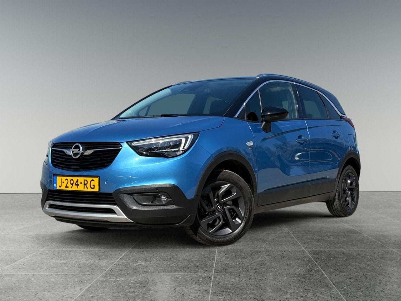 Opel Crossland X Edition 2020 1.2 Turbo 110pk | 180 CAMERA, Auto's, Gebruikt, 1199 cc, Blauw, Bedrijf