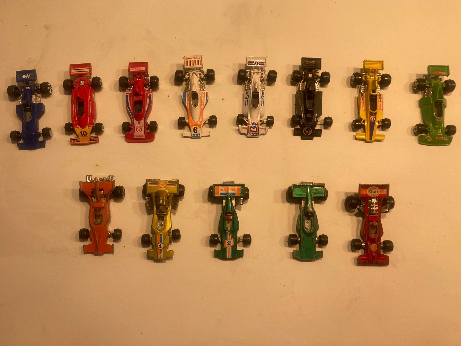 13 x Yatming oud en nieuwere modellen 1:50, Ophalen of Verzenden, Zo goed als nieuw, Auto