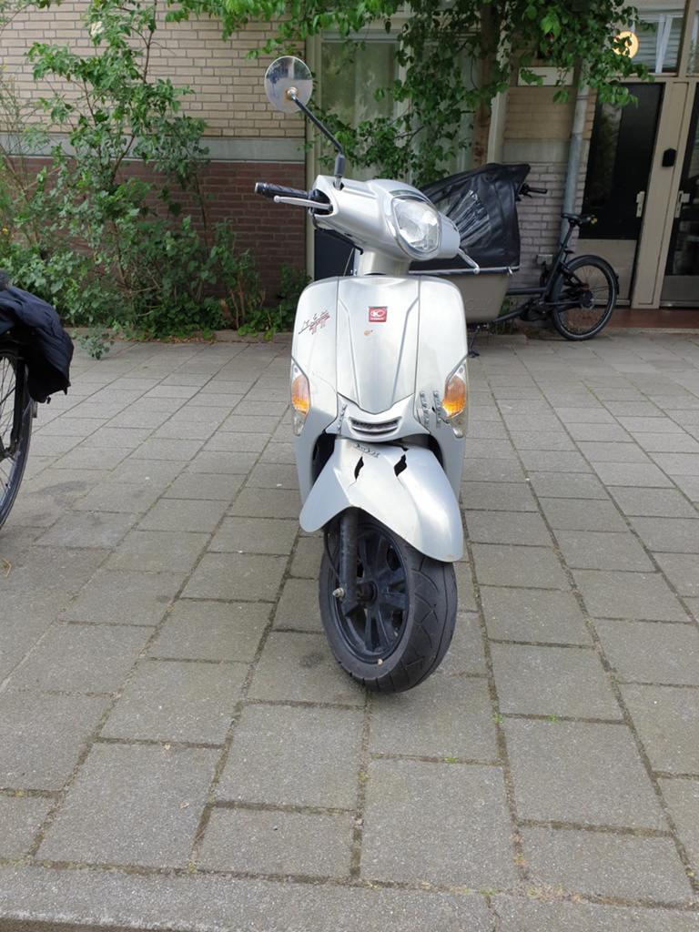 Kymco like tt gratis afhalen, Fietsen en Brommers, Scooters | Kymco, Ophalen