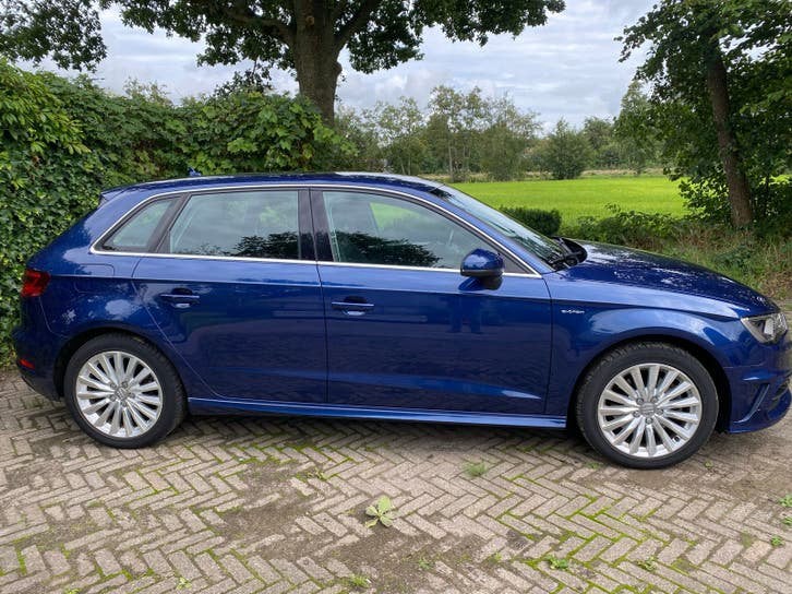 Audi A3 1.4 Tfsi 204pk E-tron S Tronic 2015 Blauw, Auto's, Stof, Euro 6, 4 cilinders, Blauw