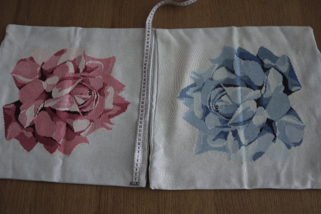 borduren 2 x rozen blauw roze kussenomtrek 39 x 39, Hobby en Vrije tijd, Ophalen of Verzenden, Nieuw, Handborduren, Overige typen