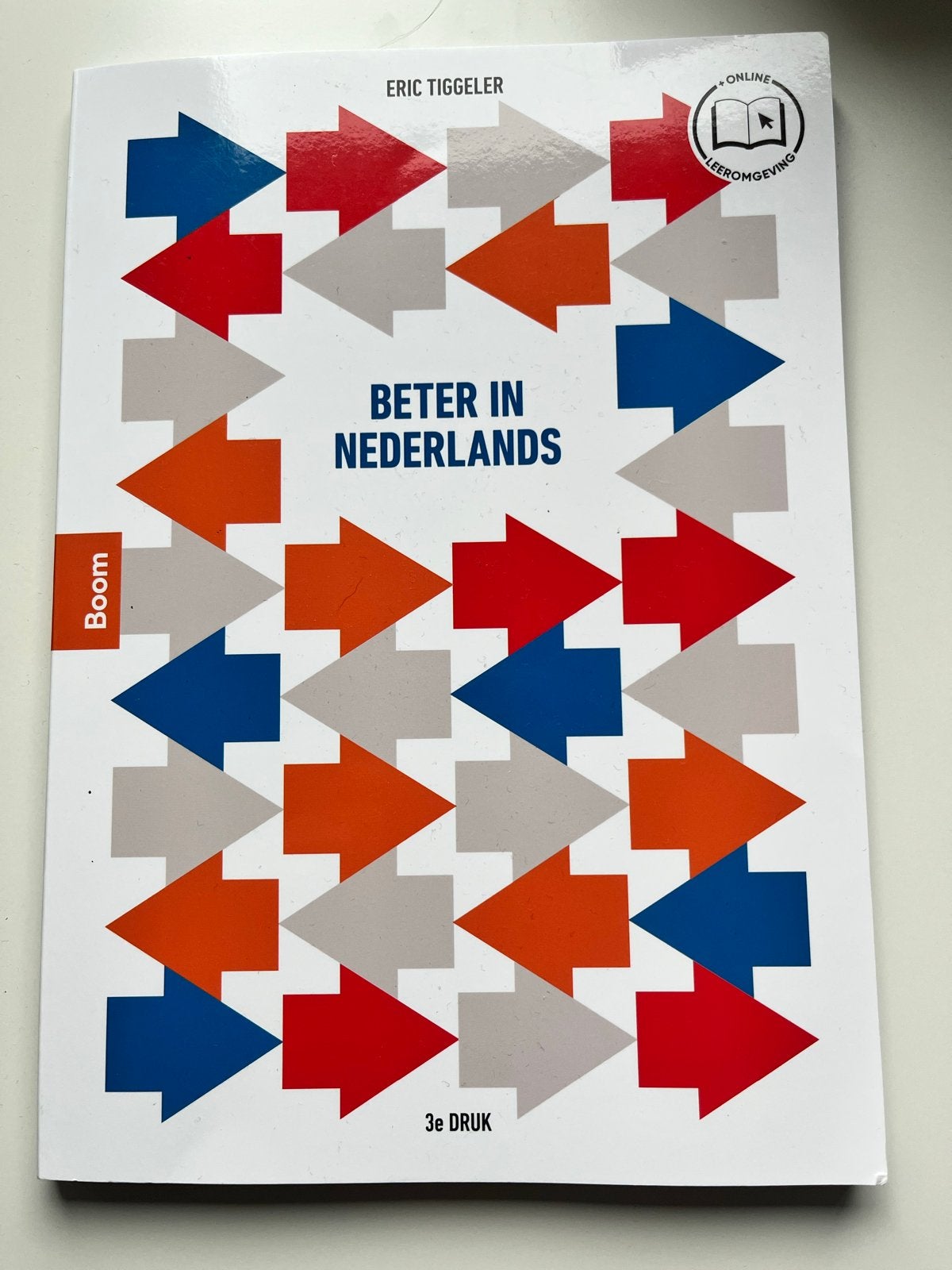 Beter in Nederlands - 3e druk - Eric Tiggeler, Boeken, Ophalen of Verzenden, Alpha, Zo goed als nieuw, WO