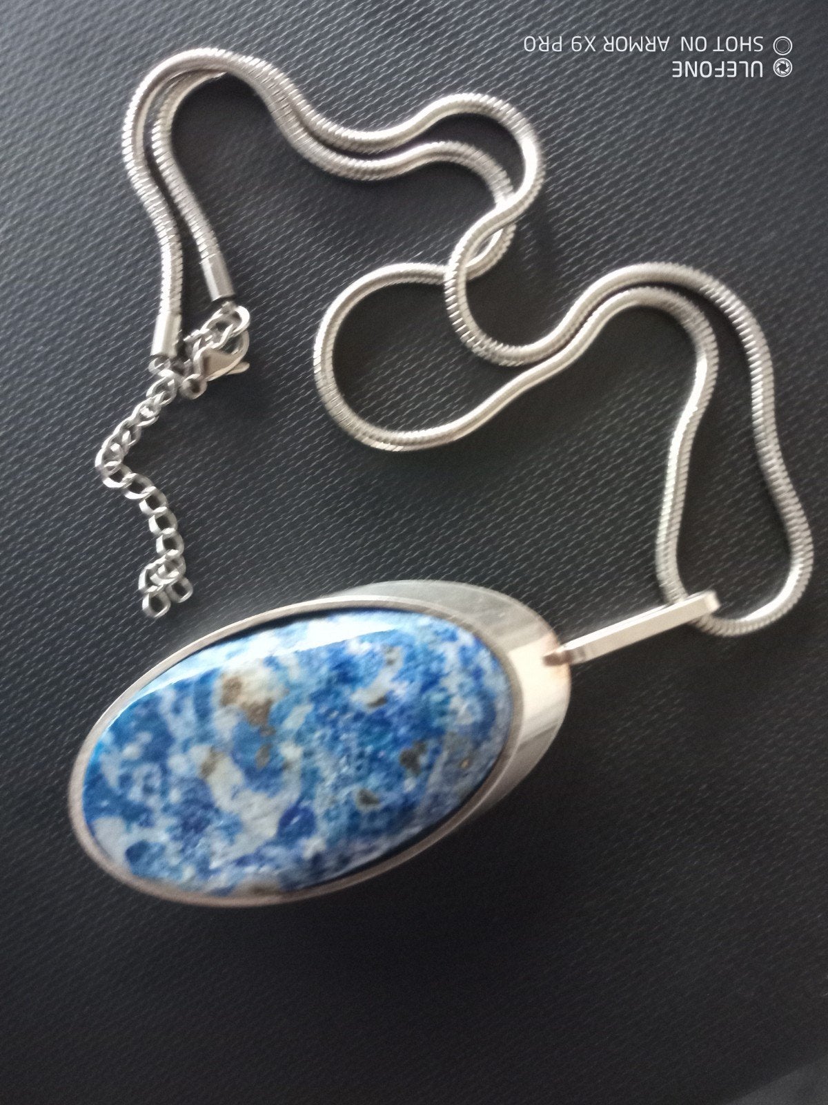 NIEUW verzilverde ketting hanger +LAPIS LAZULI steen, Sieraden, Tassen en Uiterlijk, Kettinghangers, Overige voorstellingen, Nieuw
