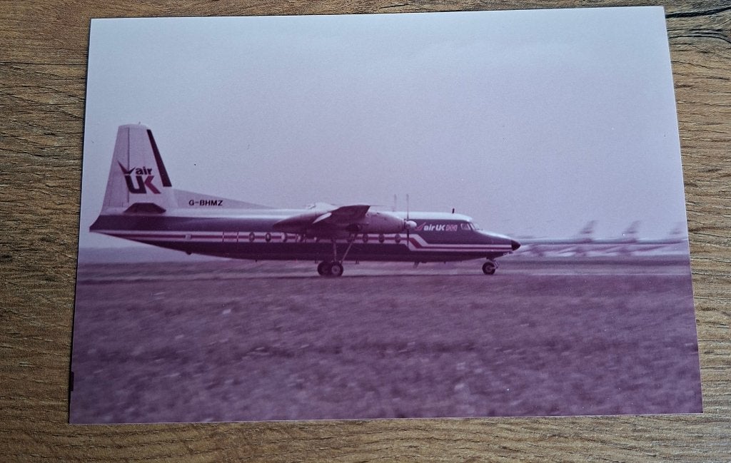 Air UK Fokker F27 G-BHMZ Vliegtuig Foto, Ophalen of Verzenden, Zo goed als nieuw, Kaart, Foto of Prent