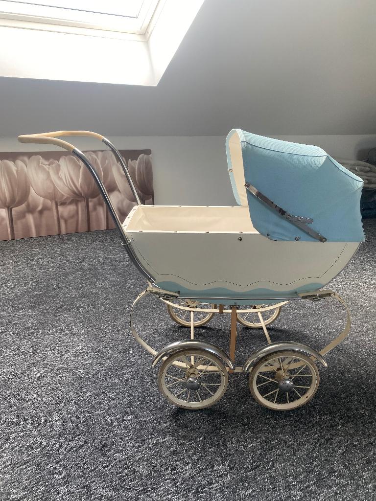 Mooie stevige Retro poppenwagen, Ophalen, Gebruikt, Babypop