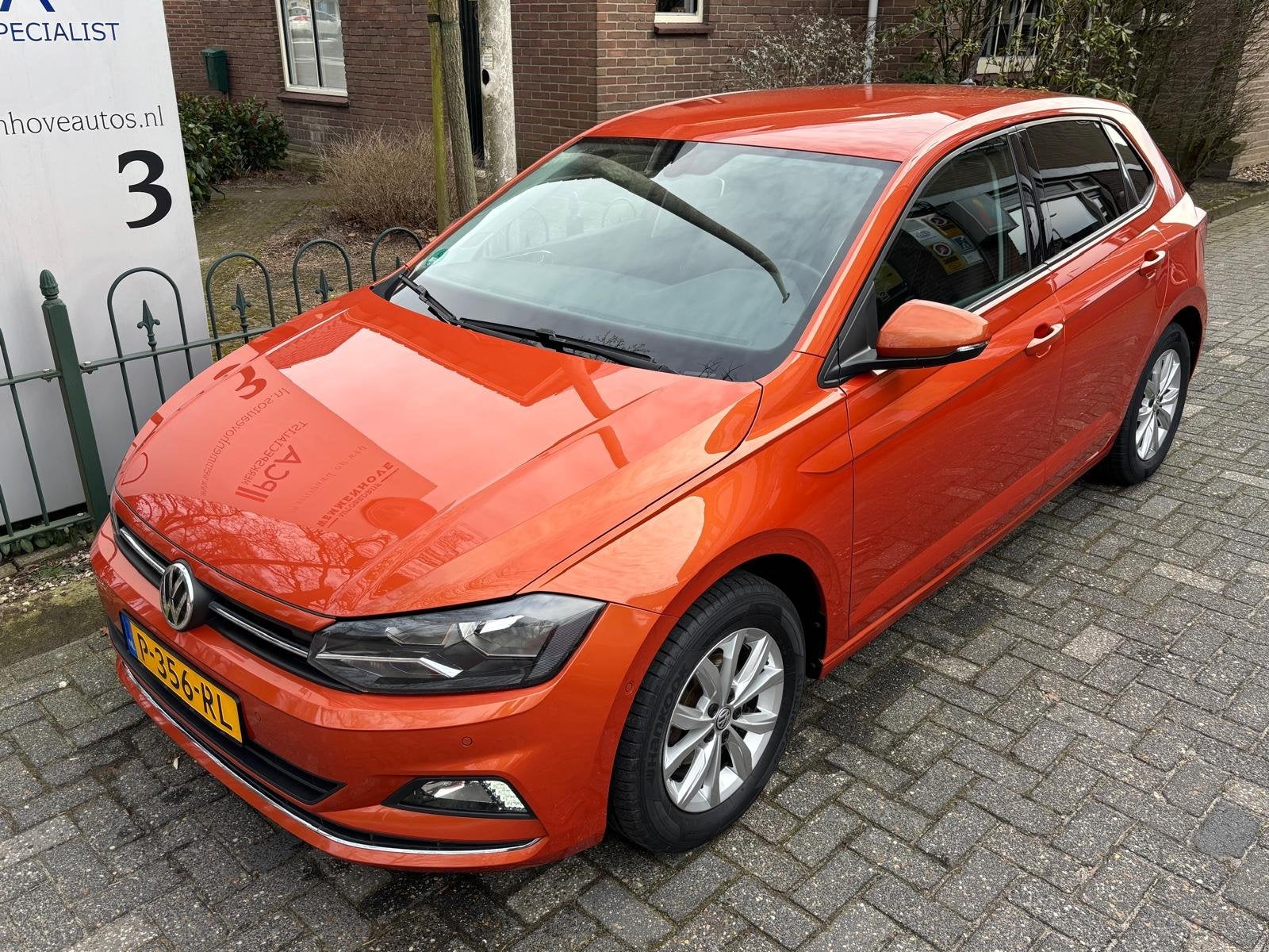 Volkswagen Polo 1.0 TSI Highline Airco-Ecc/Alu wielen/Mistl/, Voorwielaandrijving, Stof, 23 km/l, Bedrijf
