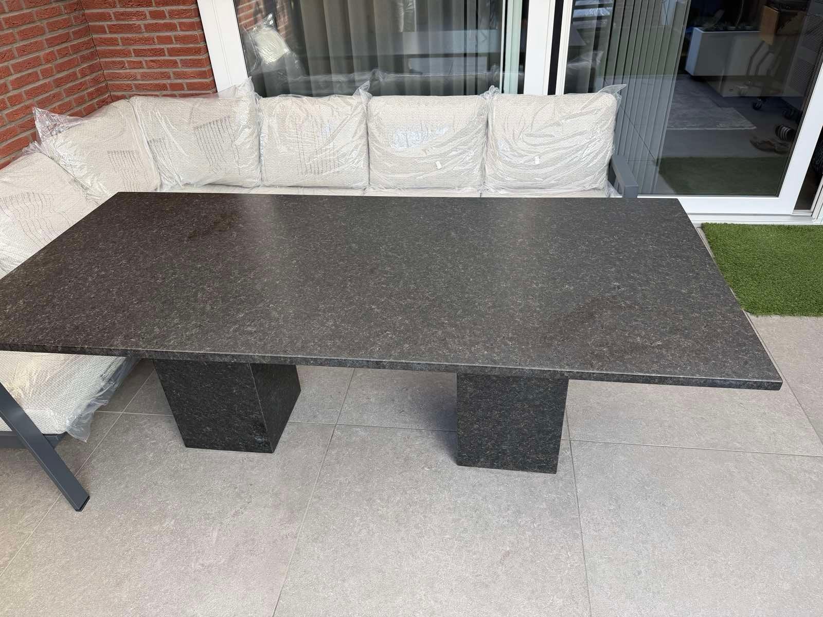 Robuuste tuintafel van graniet - Zo goed als nieuw, Ophalen, Zo goed als nieuw, Rechthoekig, Overige materialen