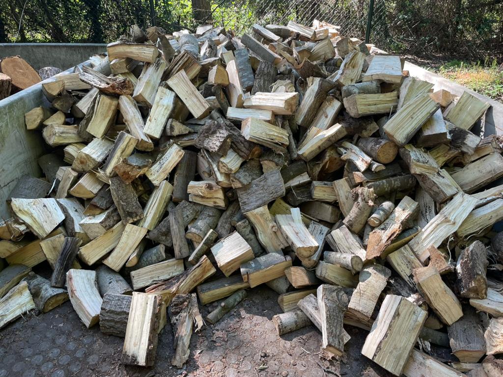 Haardhout mix vers gekloofd, Tuin en Terras, Haardhout, 6 m³ of meer, Ophalen of Verzenden, Essenhout