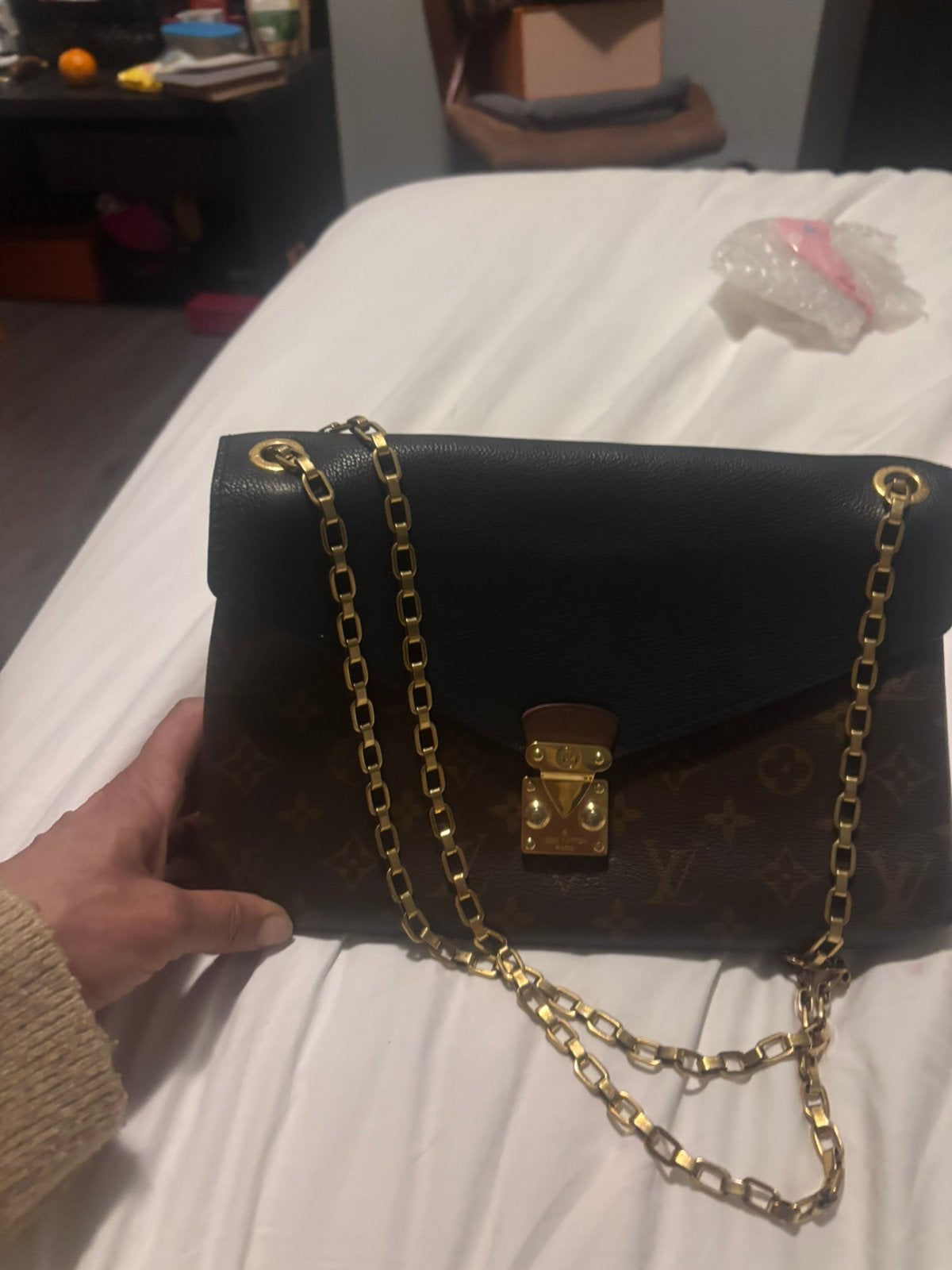 Louis vuitton Pallas chain bag, Ophalen of Verzenden, Bruin