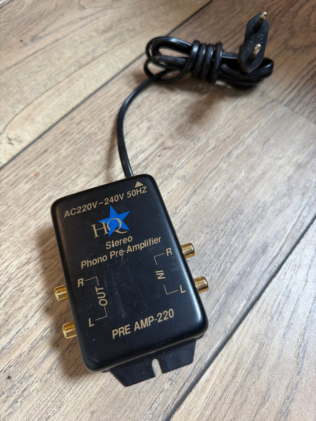 HQ Stereo Phono Voorversterker PRE AMP-220, Overige merken, Ophalen of Verzenden, Zo goed als nieuw, Minder dan 60 watt