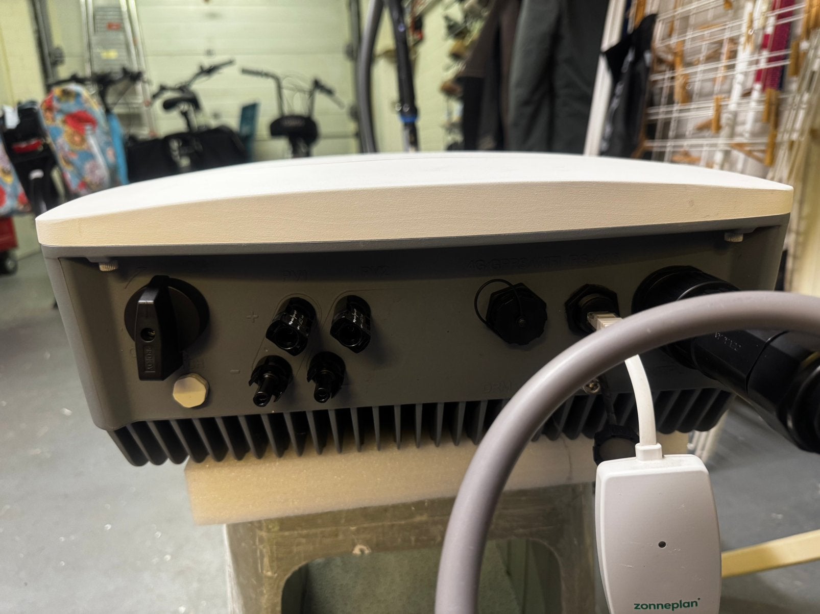 Zonneplan 10kw omvormer SAJ, Muziek en Instrumenten, Ophalen of Verzenden, Zo goed als nieuw, Minder dan 50 watt