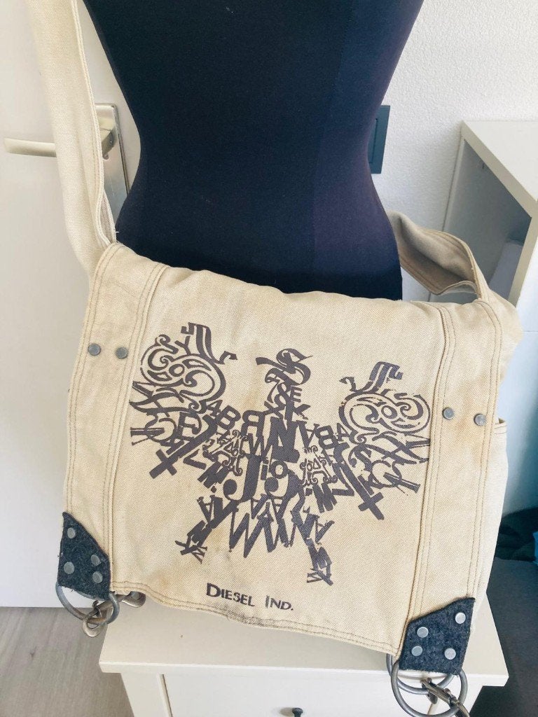 Diesel schoudertas canvas messenger bag beige, Sieraden, Tassen en Uiterlijk, Tassen | Schoudertassen, Ophalen of Verzenden, Zo goed als nieuw