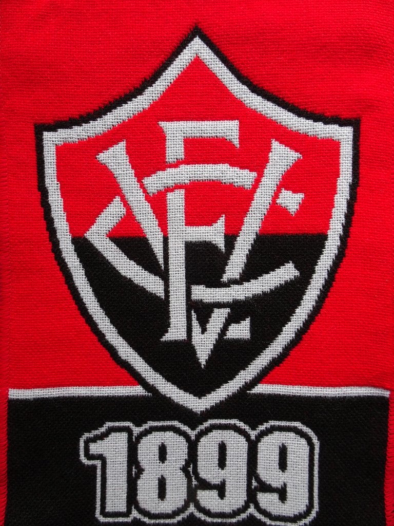 sjaal Vitoria FC (Brazilie), Verzamelen, Ophalen of Verzenden, Nieuw, Buitenlandse clubs, Vaantje of Sjaal