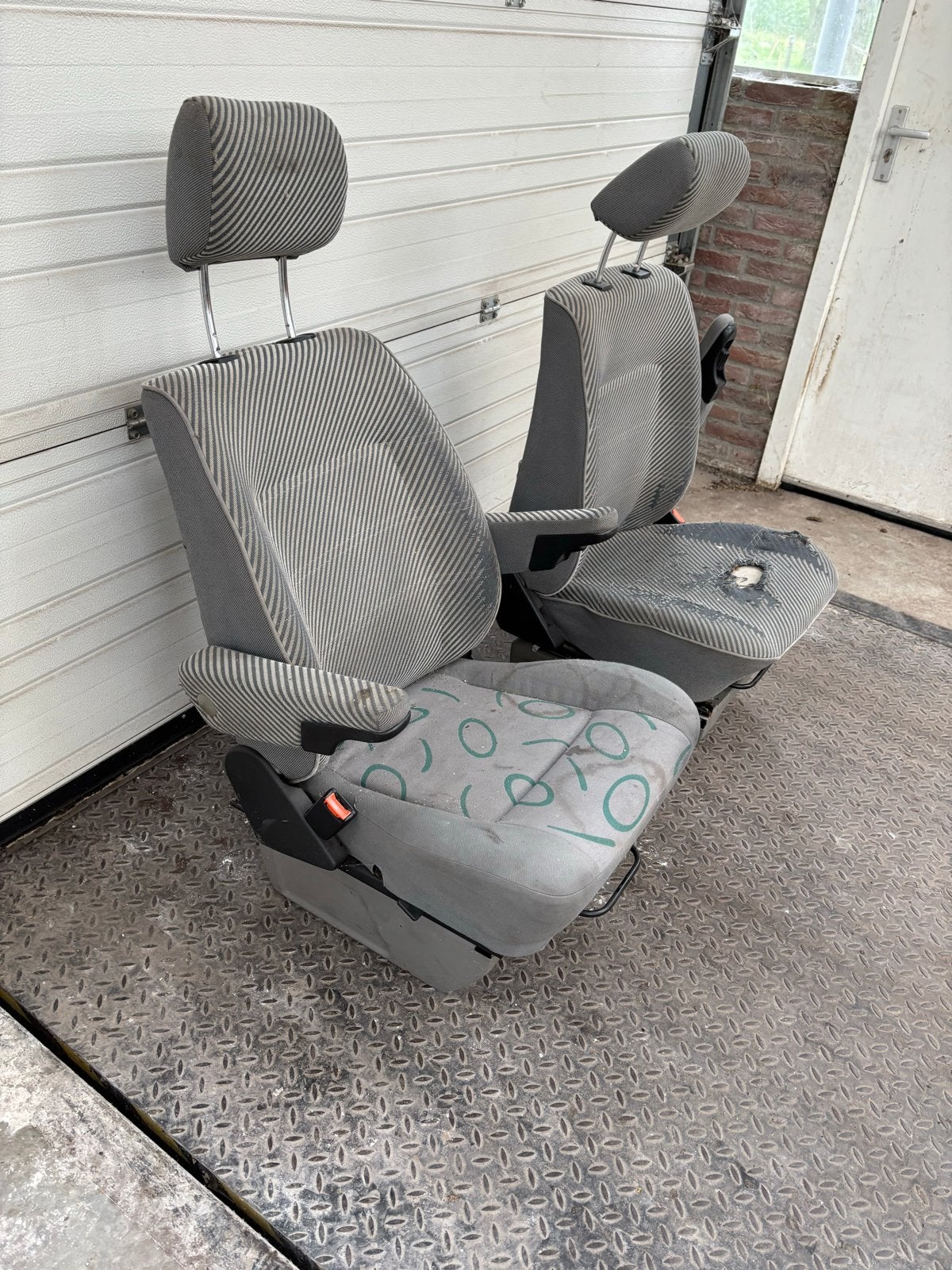 T4 stoelen inclusief onderbak, Ophalen, Gebruikt, Volkswagen