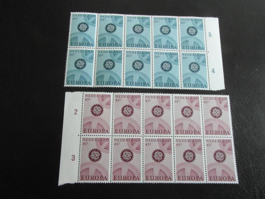 882-883 Europazegels in blokken van 10 zegels 1967 Postfris, Ophalen of Verzenden, Na 1940, Postfris