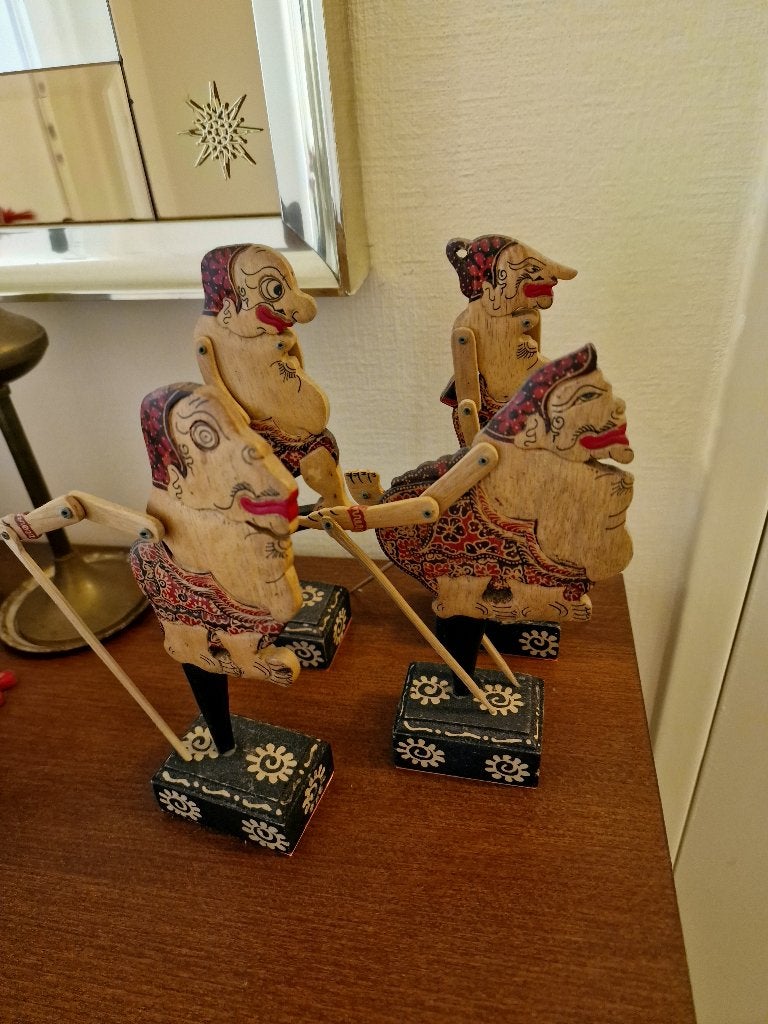 Indonesische wayang-beeldjes, Ophalen, Gebruikt, Mens