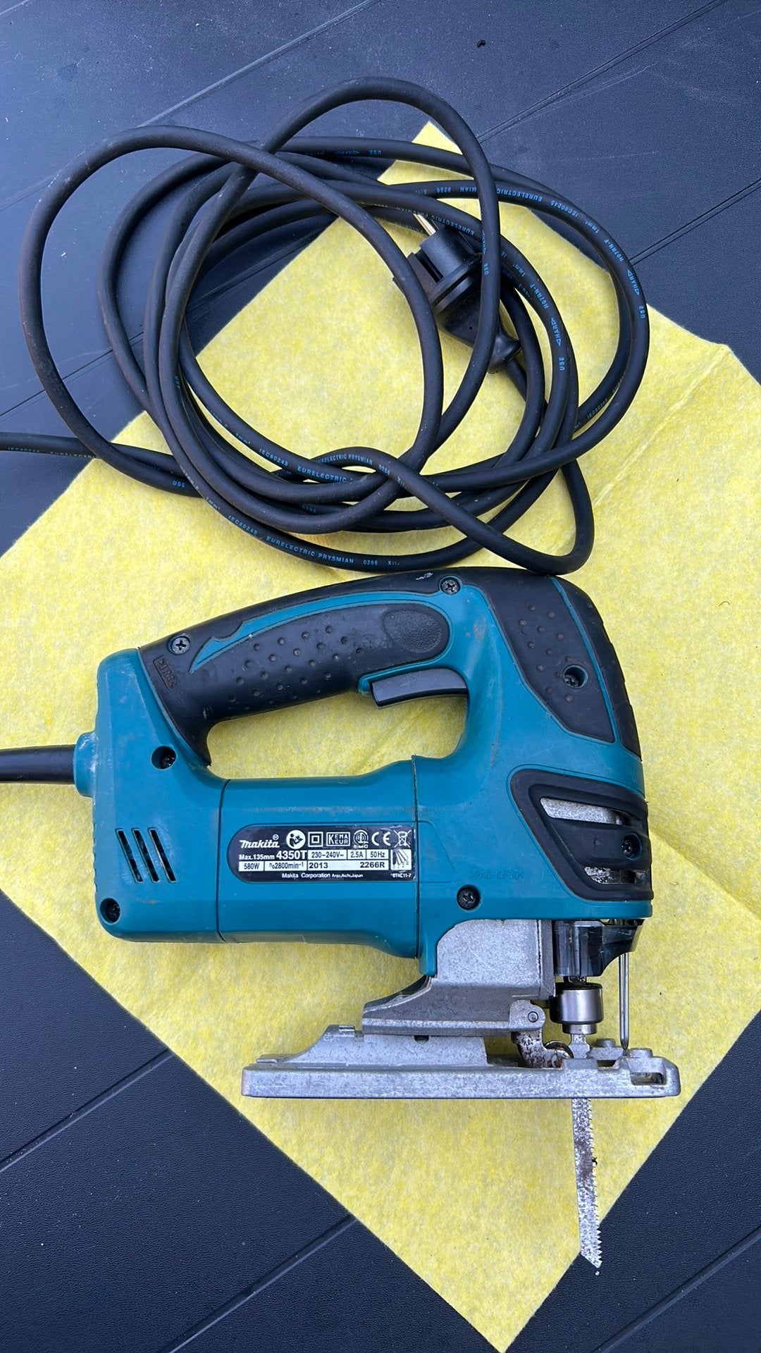 Makita decoupeerzaag, Doe-het-zelf en Verbouw, Gereedschap | Zaagmachines, Ophalen, Decoupeerzaag, Zo goed als nieuw, 30 tot 70 mm