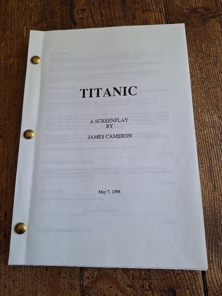 TITANIC movie screenplay (7 mei 1996) Engels 153pp., Verzamelen, Ophalen of Verzenden, Zo goed als nieuw, Film