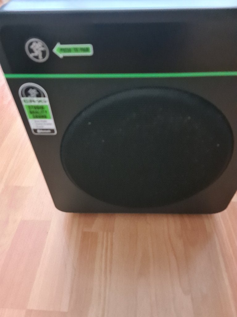 Mackie CR8SBT actieve subwoofer met remote en Bluetooth, Muziek en Instrumenten, Ophalen, Zo goed als nieuw, Minder dan 500 watt