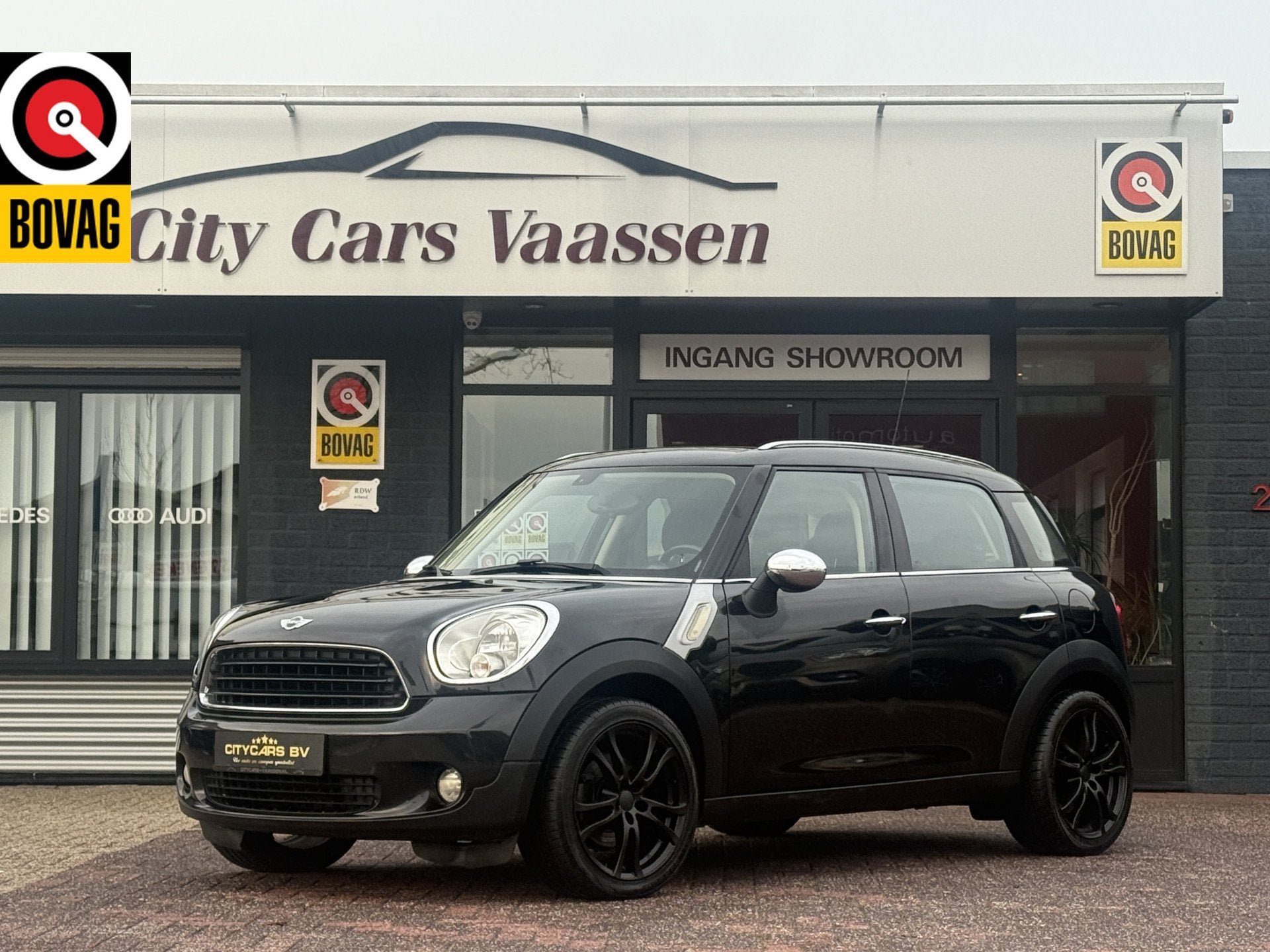 MINI Countryman 1.6 One Pepper 98 pk org nl auto nap logisch, Auto's, Voorwielaandrijving, Euro 5, Stof, Gebruikt