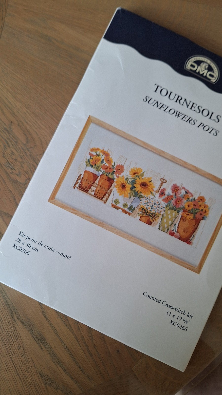 Borduurpakket merk DMC zonnebloemen., Ophalen of Verzenden, Zo goed als nieuw, Borduurpakket