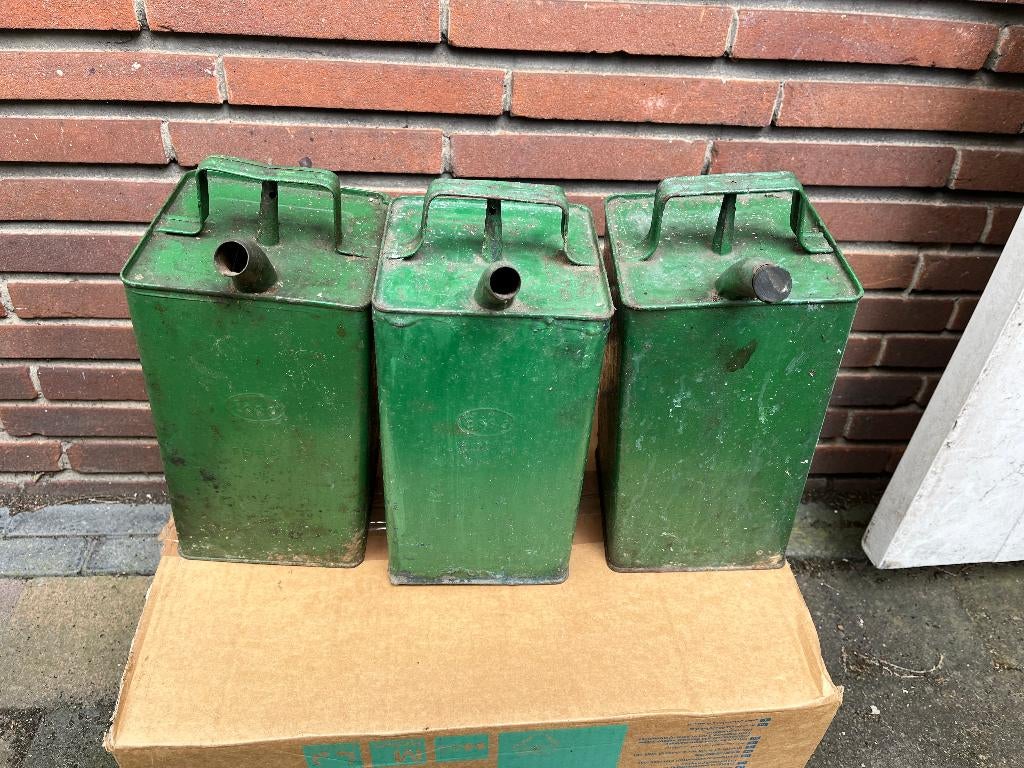 Vintage Petroleum Olie Benzine Blikken ESSO en Automaat, Ophalen, Gebruikt, Overige, Overige merken