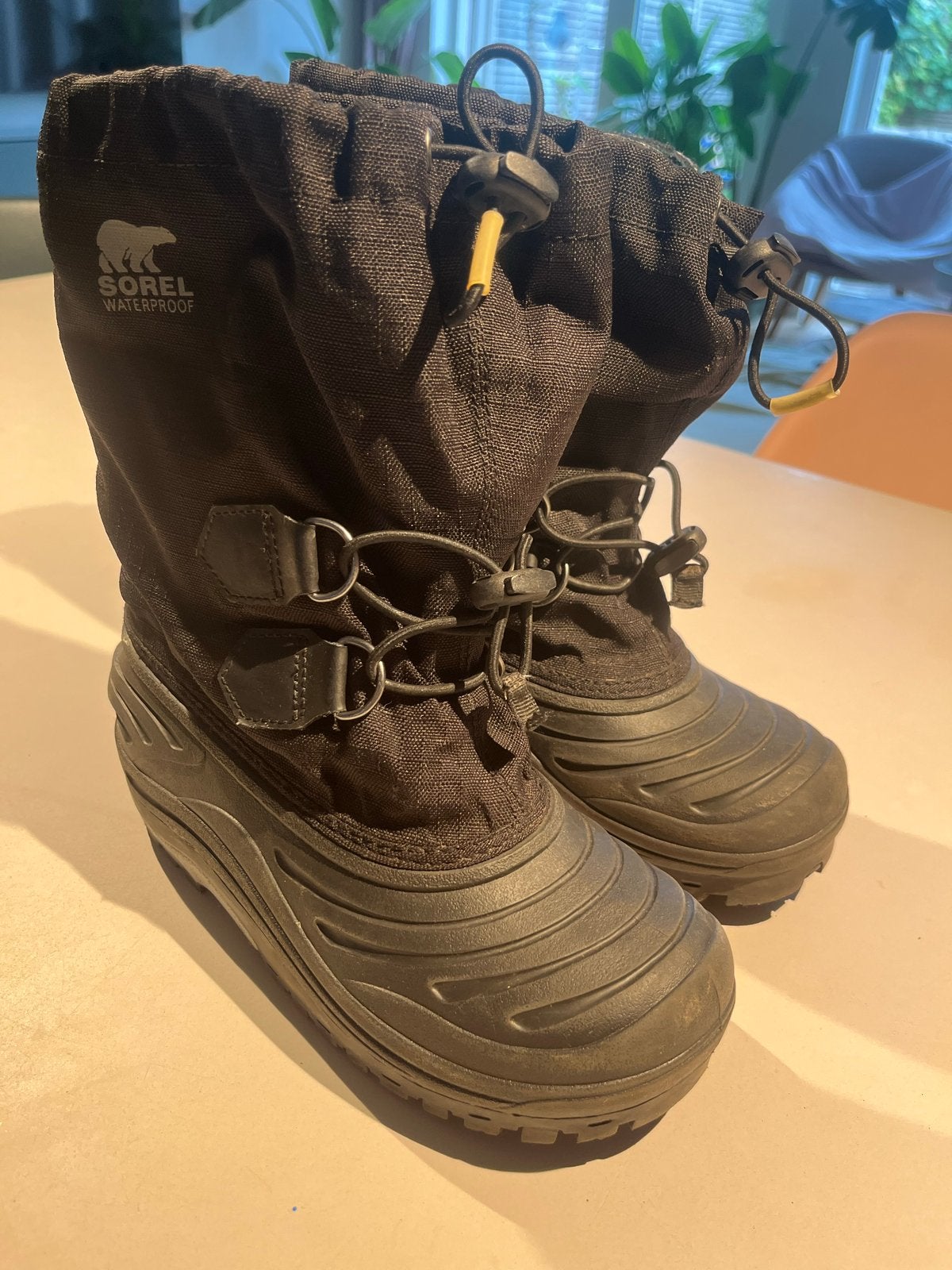 Sorel Snowboots kinderen - Maat 21 (EUR 34.5), Ophalen of Verzenden, Zo goed als nieuw, Jongen of Meisje, Laarzen
