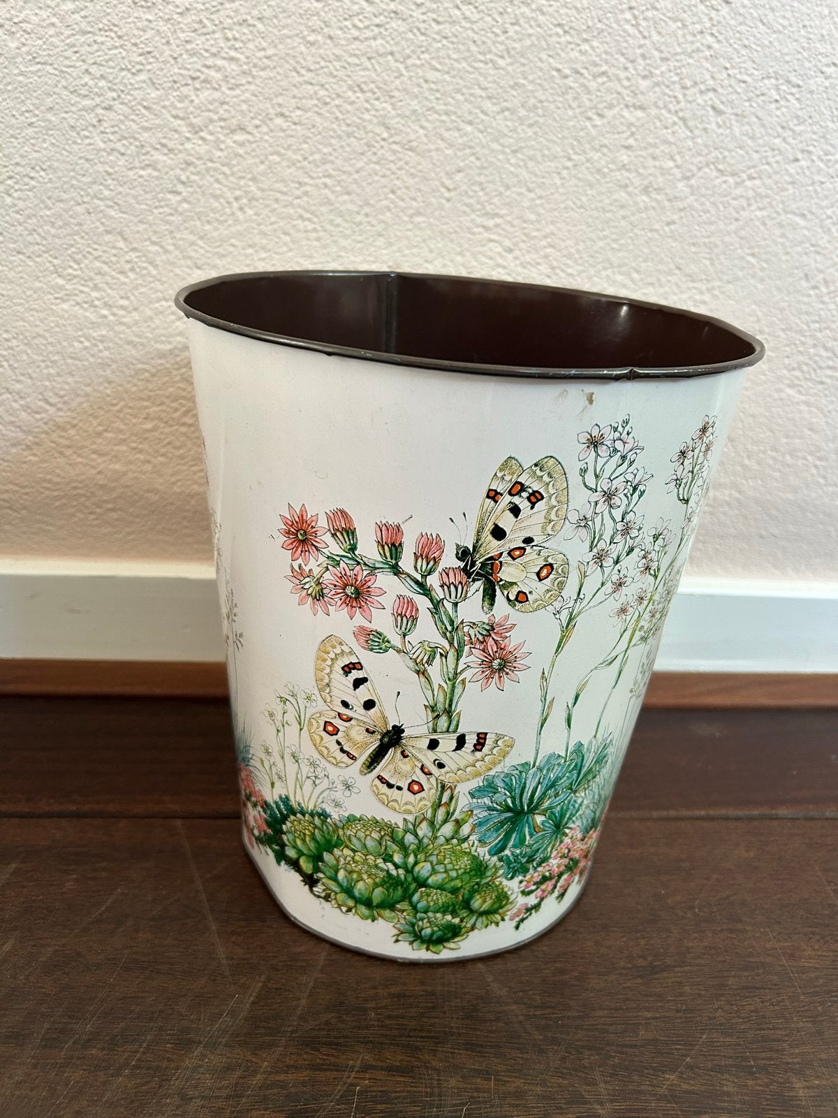Vintage metalen prullenbak met vlinders en bloemen, Huis en Inrichting, Vintage, Gebruikt, Meerkleurig, Ophalen of Verzenden