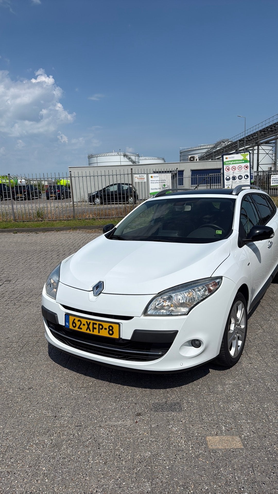 Renault Mégane 1.4 16V TCE 96KW  Böse uitvoering, Auto's, Voorwielaandrijving, 4 cilinders, Wit, Origineel Nederlands