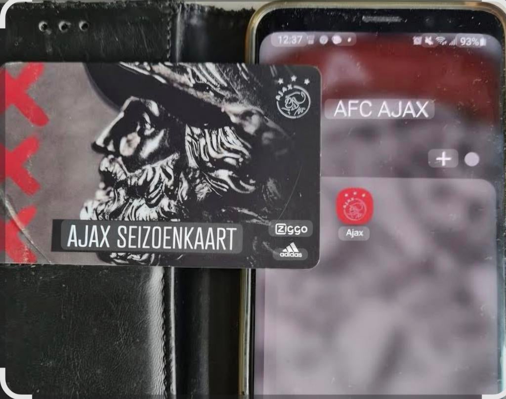 Seizoenskaart ajax gezocht, Maat XL, Ophalen of Verzenden, Zo goed als nieuw, Overige typen
