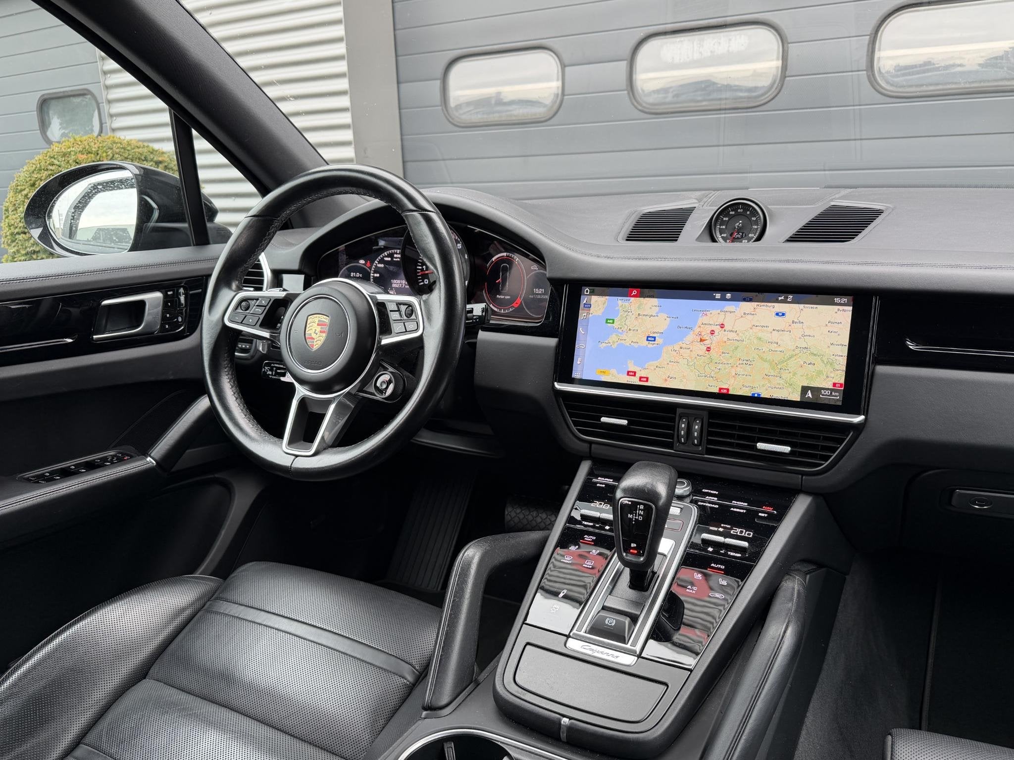 Porsche Cayenne 3.0 Sport Chrono | Panoramadak | 360* Camera, Auto's, Automaat, Cayenne, Gebruikt, Euro 6