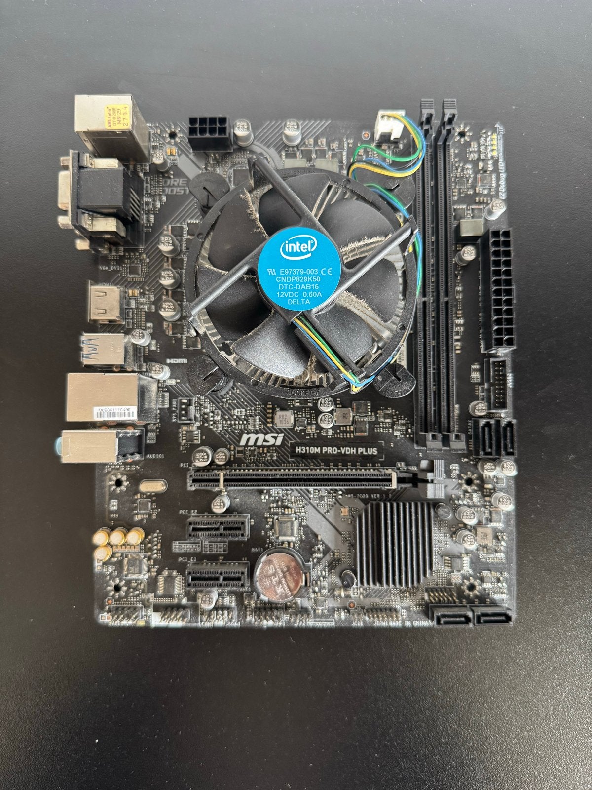 MSI H310M PLUS Moederbord + Intel Core i3-8100 defect, Ophalen of Verzenden, Gebruikt, Intel, DDR4
