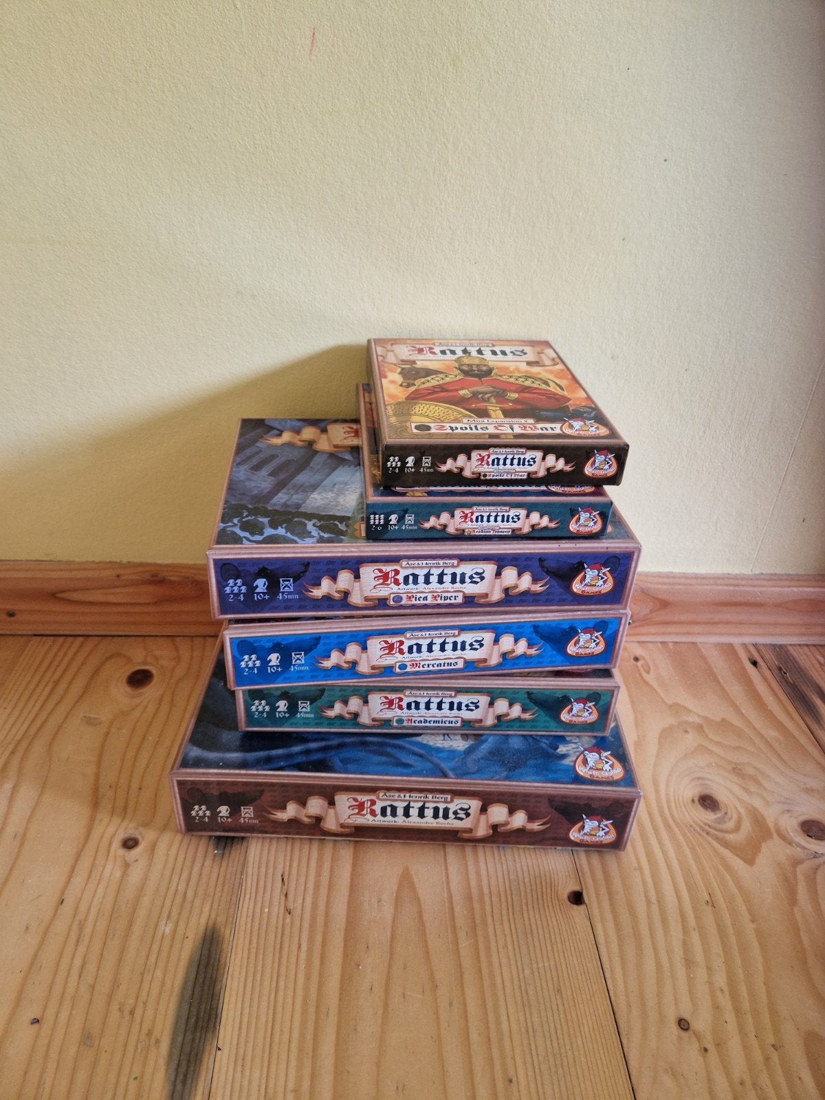 Spel Rattus: basisspel plus vijf uitbreidingen., Ophalen of Verzenden, Zo goed als nieuw, Overige typen