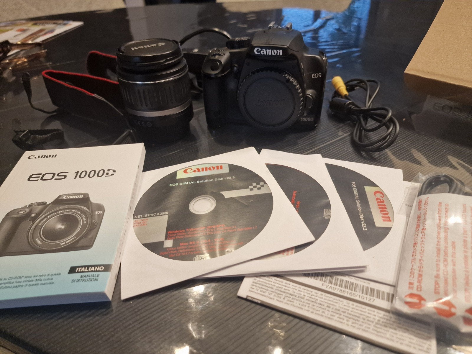canon eos 1000d camera, Ophalen of Verzenden, Gebruikt, Canon, Geen optische zoom