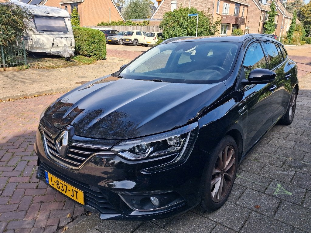 Renault Mégane estate 1.3 TCe 140pk GPF 2019 Zwart, Auto's, Euro 6, 4 cilinders, Alcantara, Zwart