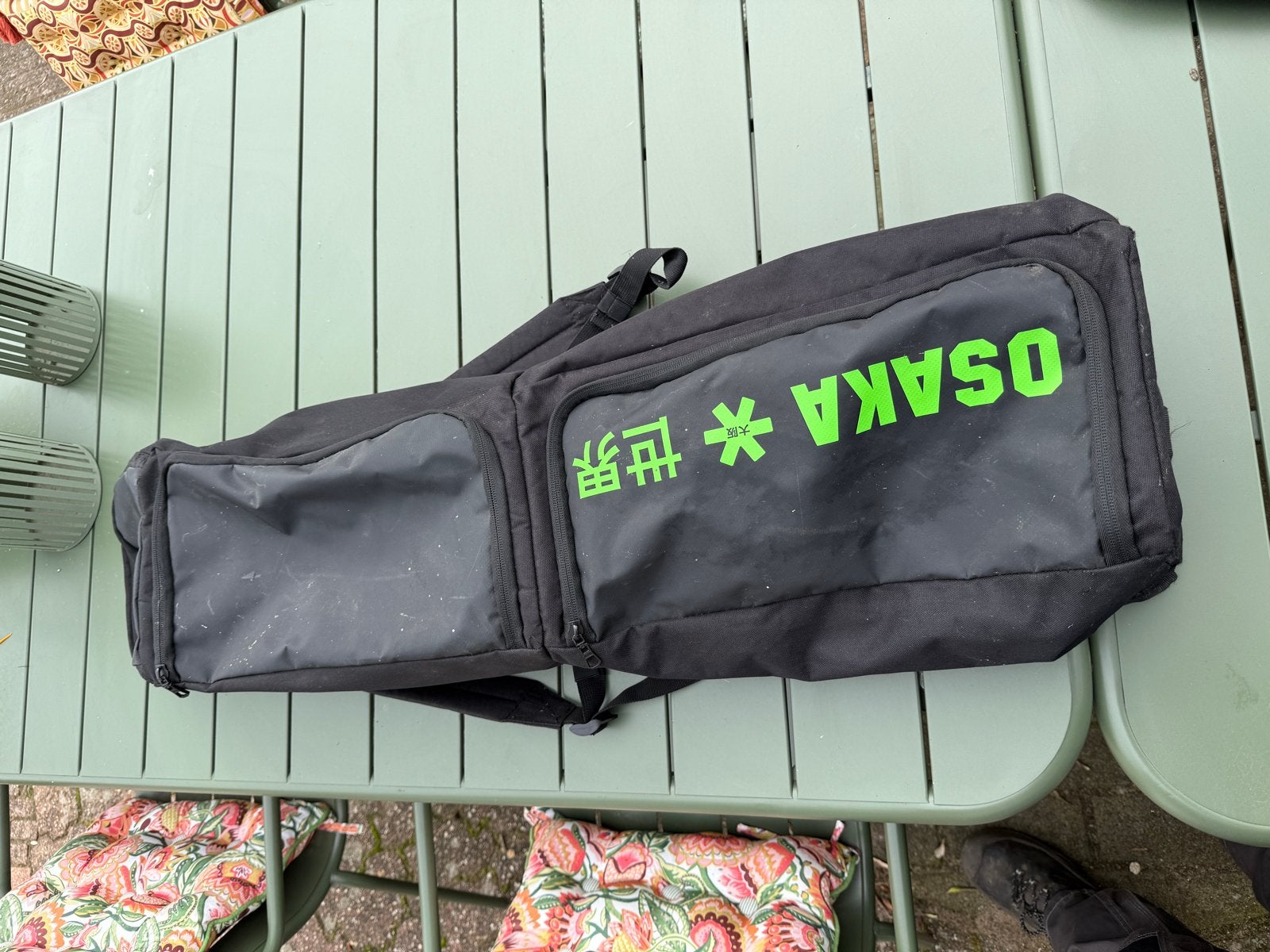 Osaka hockeysticktas - Zwart met neon groen logo, Ophalen of Verzenden, Gebruikt, Tas