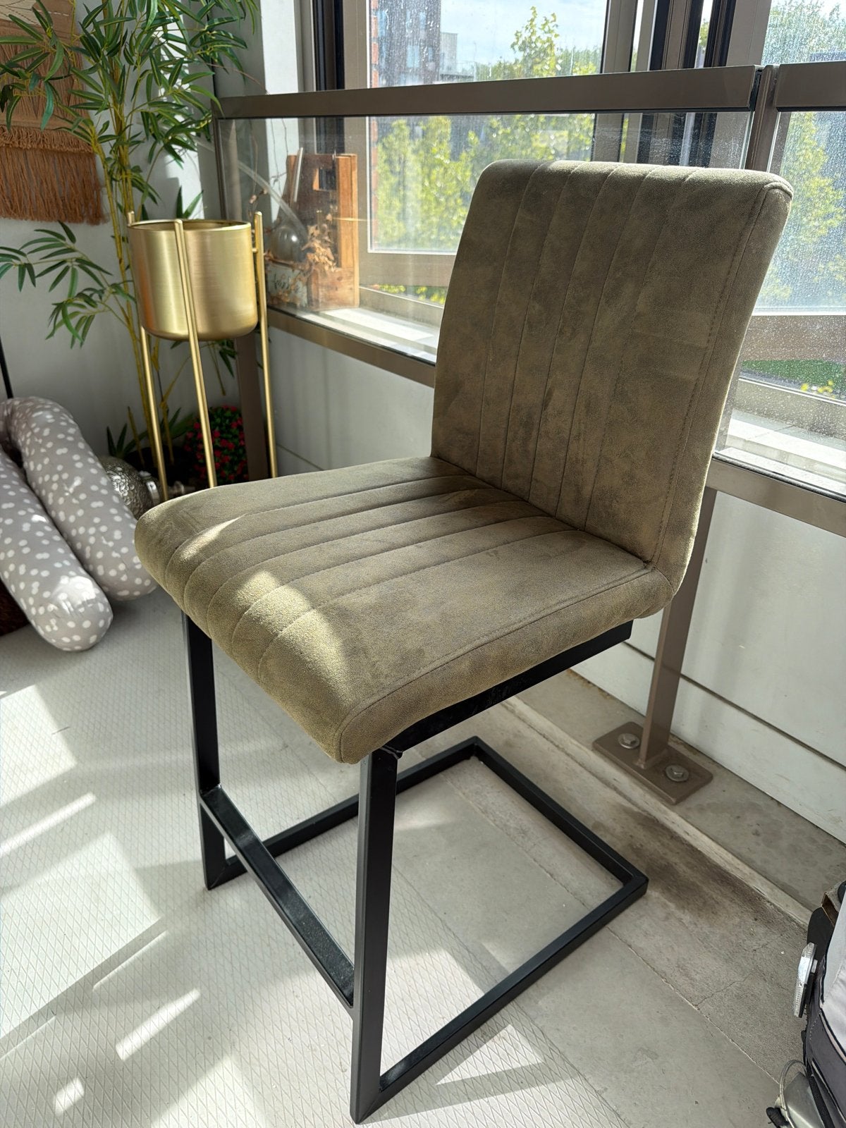 Set van 4 comfortabele barkrukken, Huis en Inrichting, Ophalen, Gebruikt, Met voetsteun, 90 cm of meer